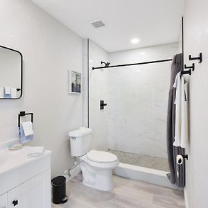 Deluxe Studio